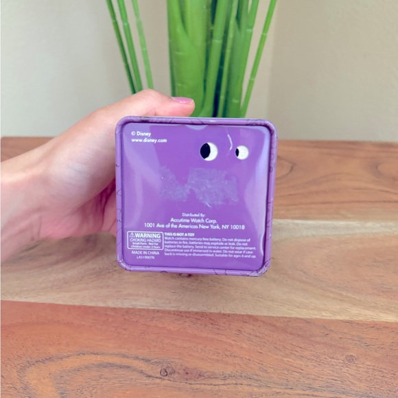 DISNEY STICH KIDS WATCH - Picture 9 of 9